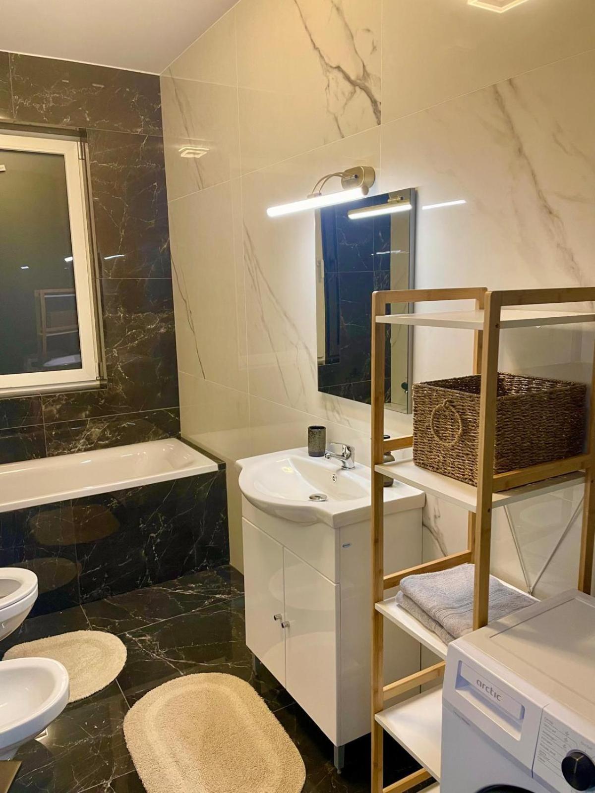Apartment Wald Radauti
